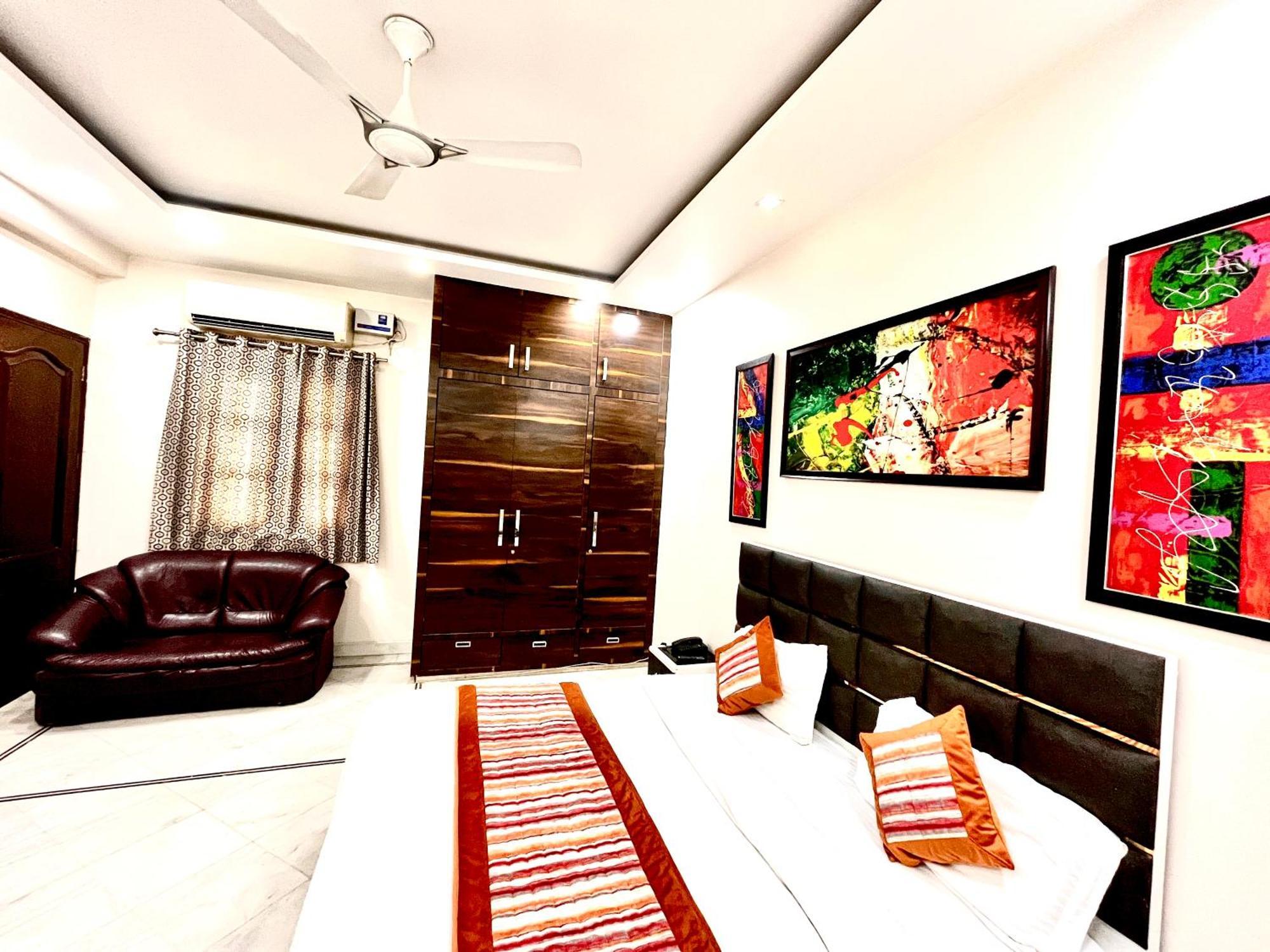 South Inn - Green Park Near Hauz Khas South Delhi 뉴델리 외부 사진