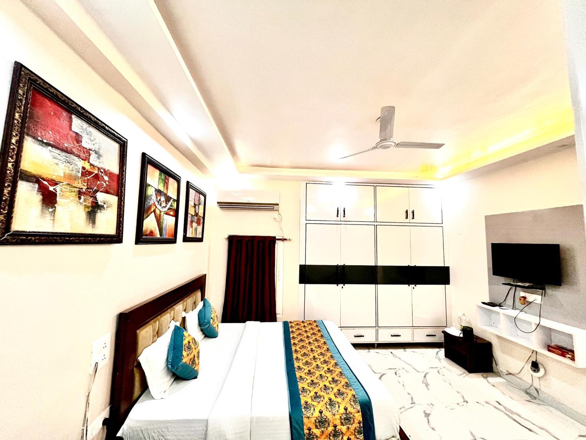 South Inn - Green Park Near Hauz Khas South Delhi 뉴델리 외부 사진