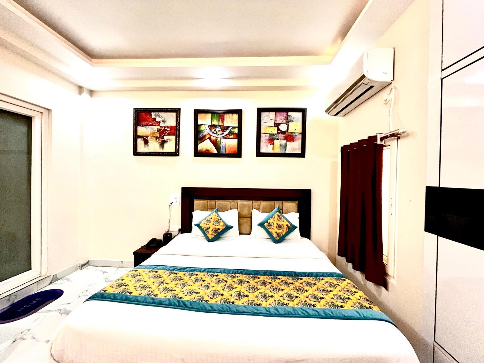 South Inn - Green Park Near Hauz Khas South Delhi 뉴델리 외부 사진