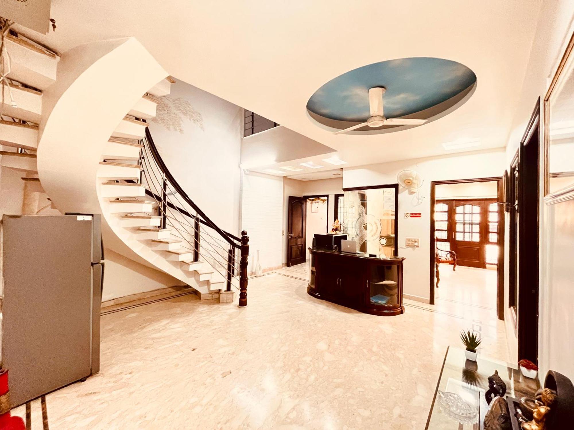 South Inn - Green Park Near Hauz Khas South Delhi 뉴델리 외부 사진