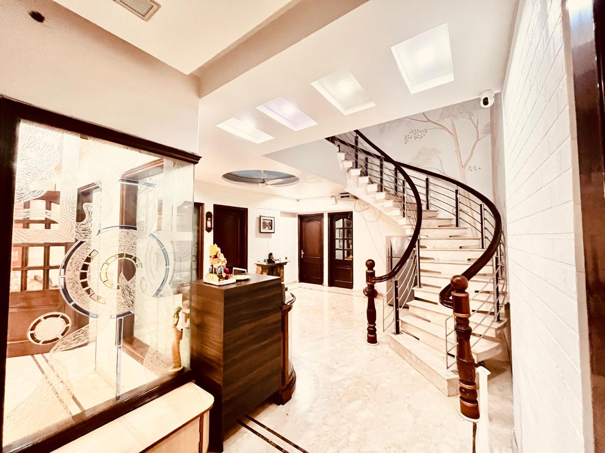 South Inn - Green Park Near Hauz Khas South Delhi 뉴델리 외부 사진