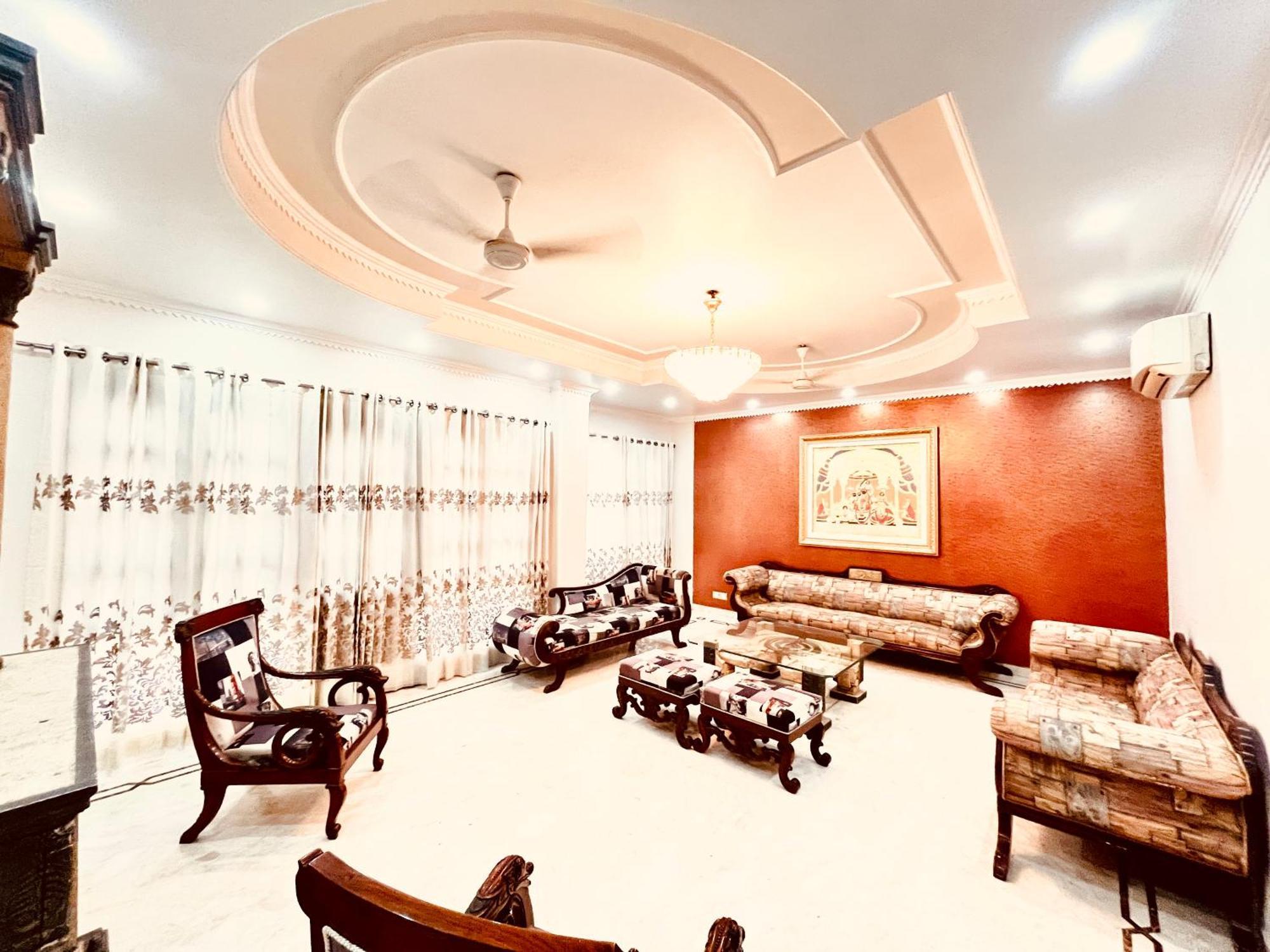 South Inn - Green Park Near Hauz Khas South Delhi 뉴델리 외부 사진