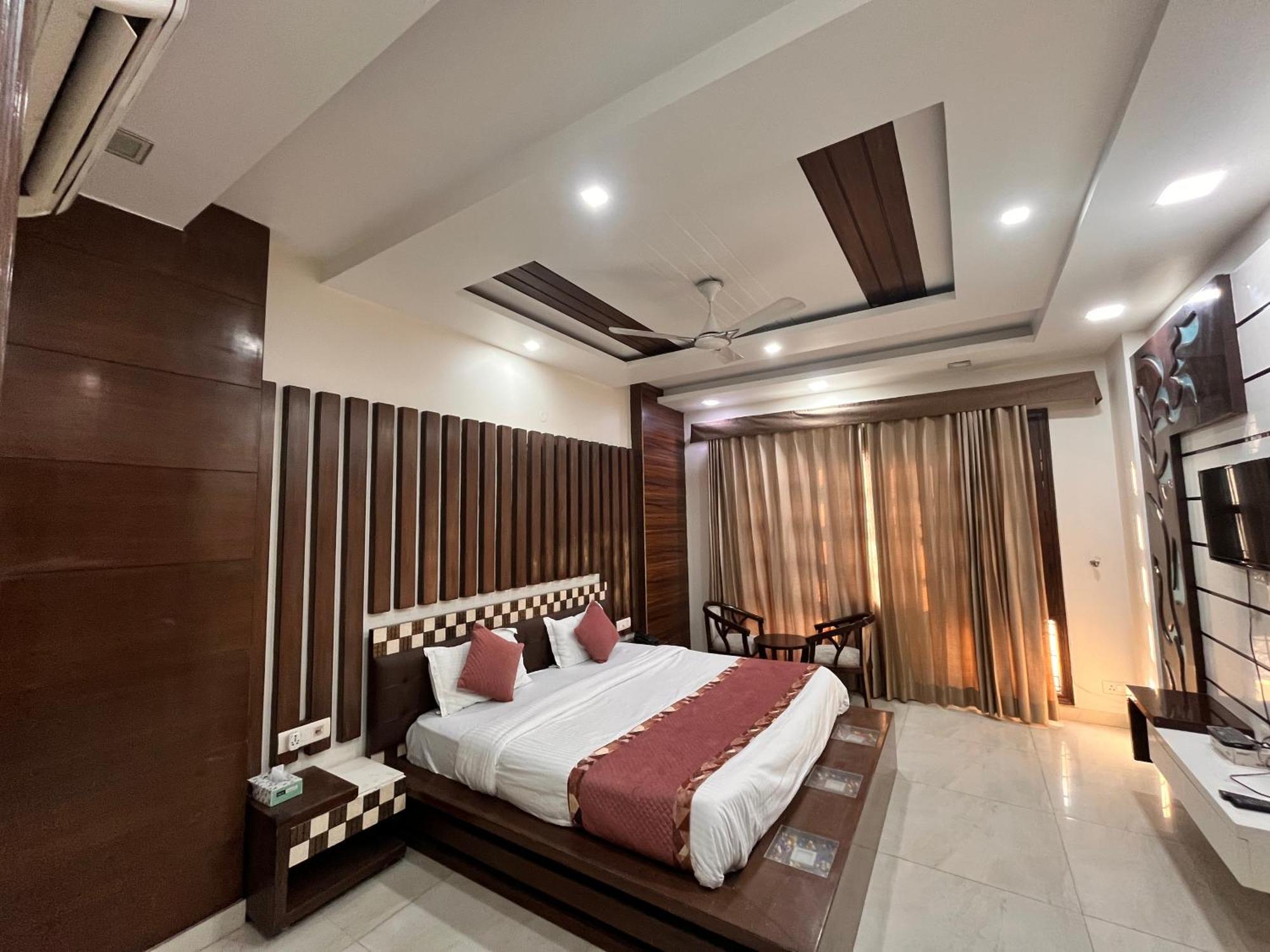 South Inn - Green Park Near Hauz Khas South Delhi 뉴델리 외부 사진