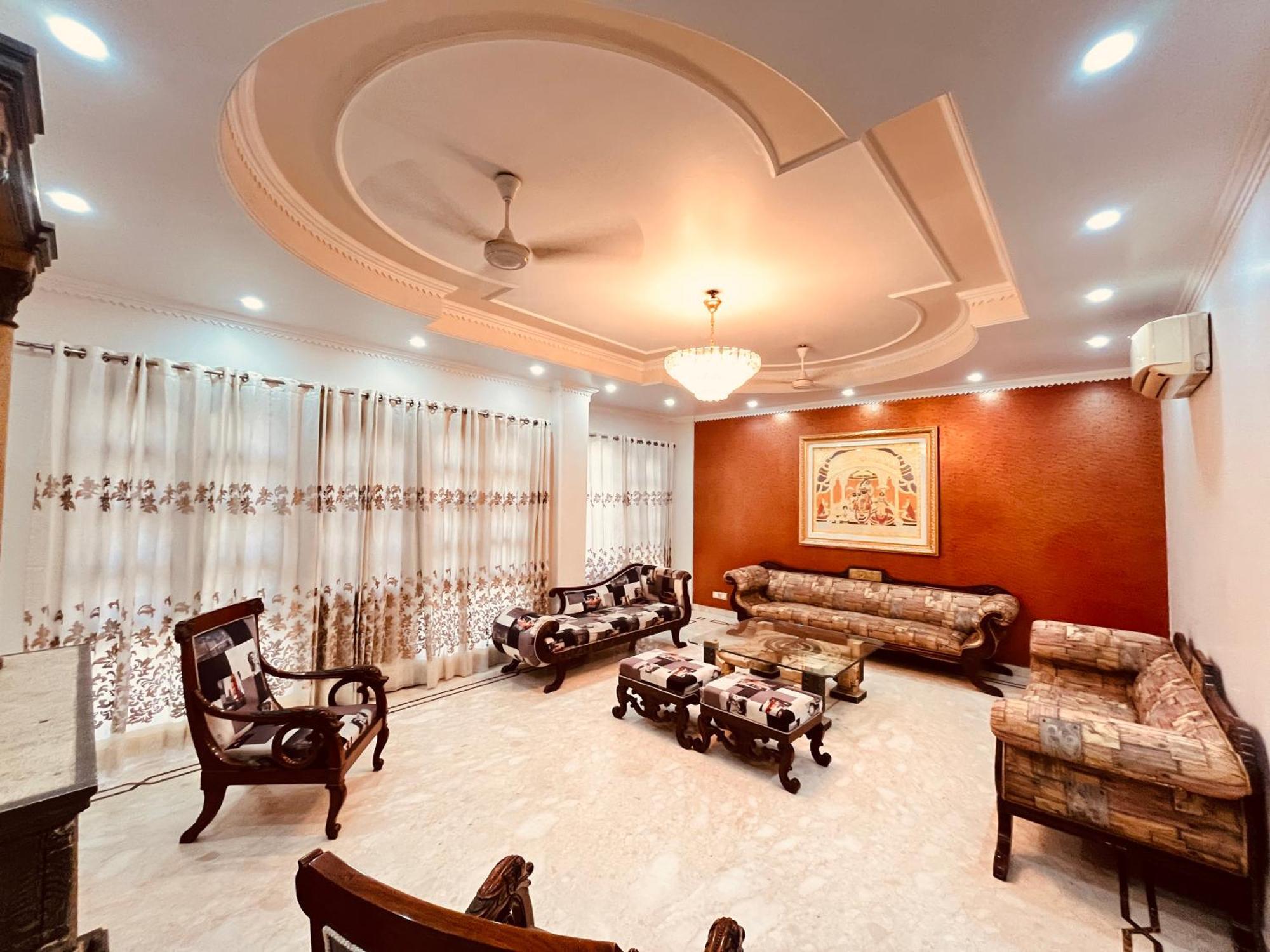 South Inn - Green Park Near Hauz Khas South Delhi 뉴델리 외부 사진